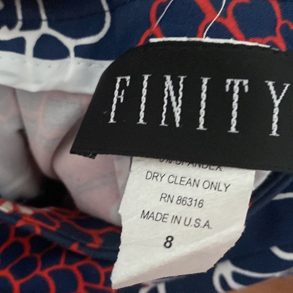 Women’s patterned skirt - Picture 3 of 3